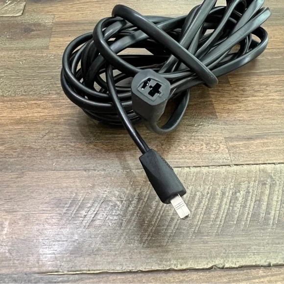 Cable - Picture 4 of 4